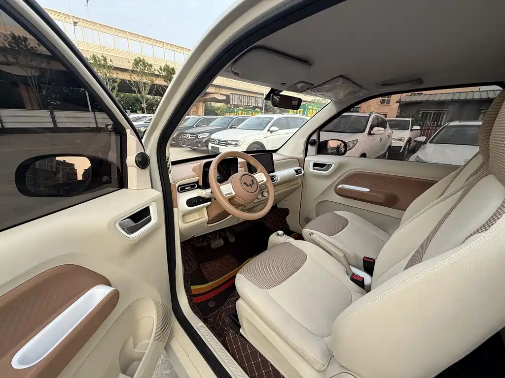 Wuling MINIEV 2024