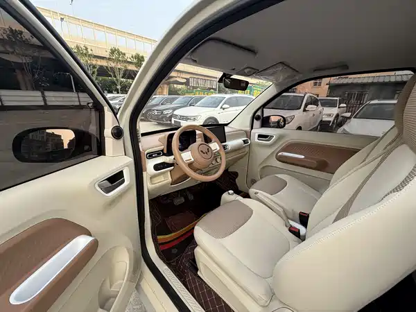 Wuling Hongguang MINIEV 2024