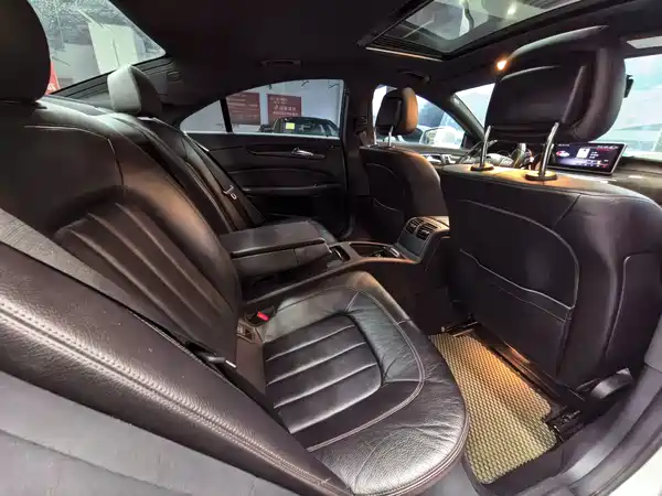 Mercedes-Benz CLS 2012