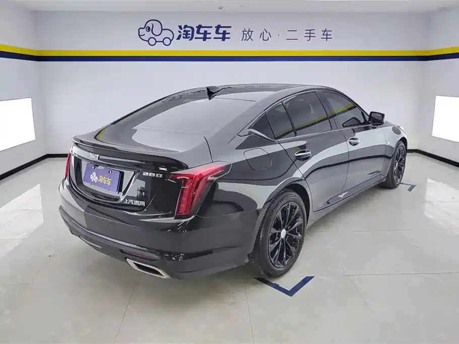 Cadillac CT5 2023 — фото 3