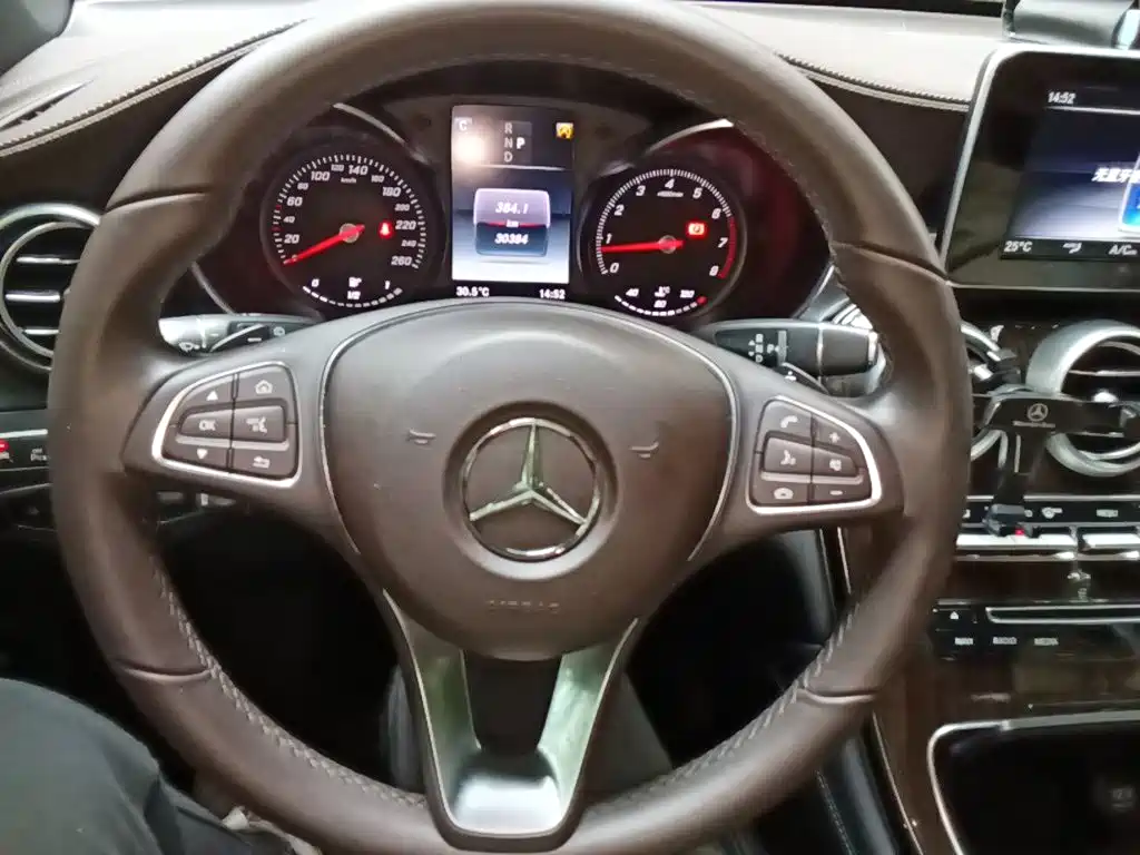 Mercedes-Benz GLC 2019