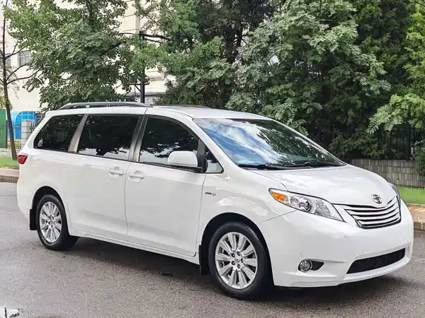 Toyota Sienna 2018