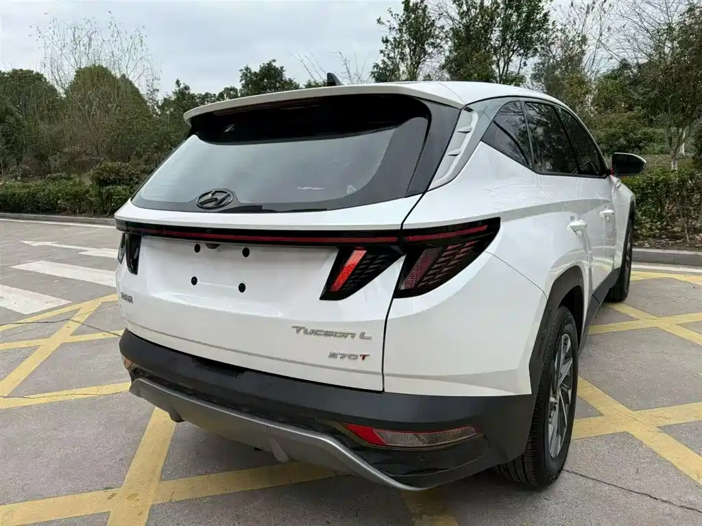 Hyundai Tucson 2022 — фото 16
