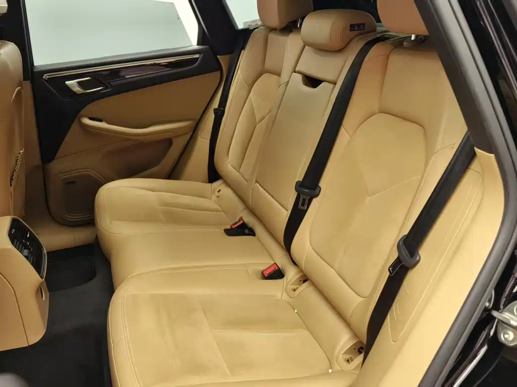 Porsche Macan 2018 — фото 12