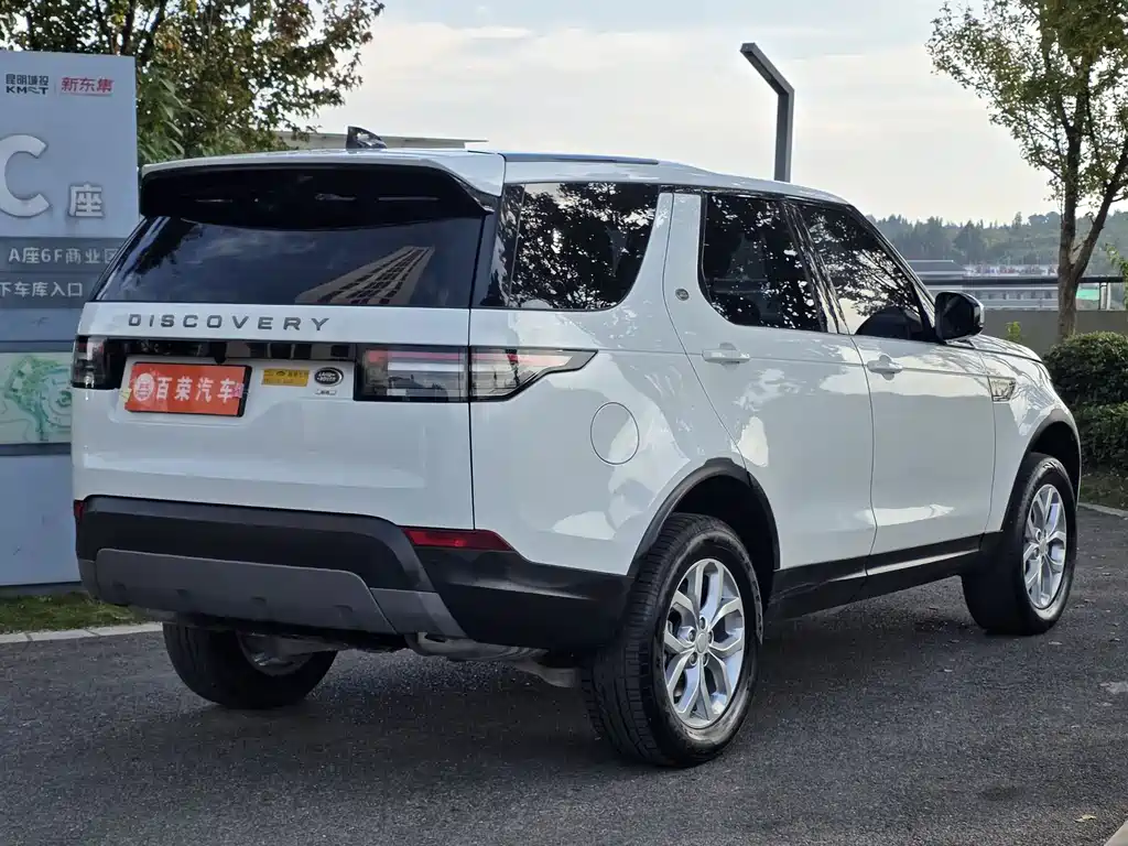 Land Rover Discovery 2019 — фото 17