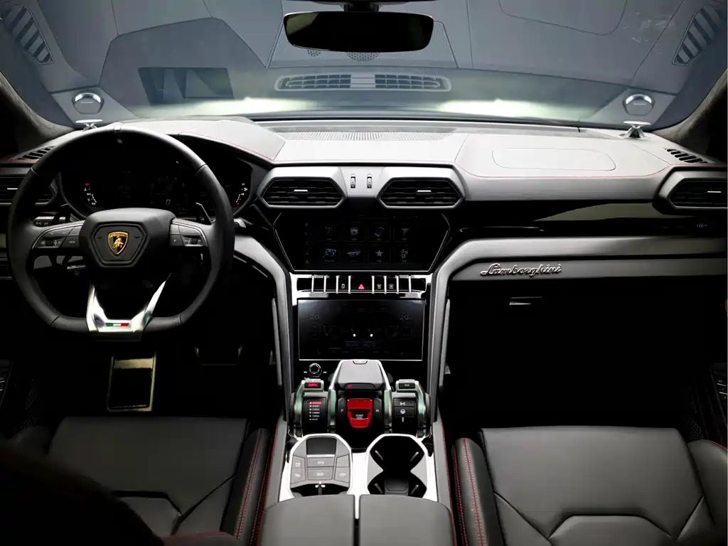 Lamborghini Urus 2022 — фото 11