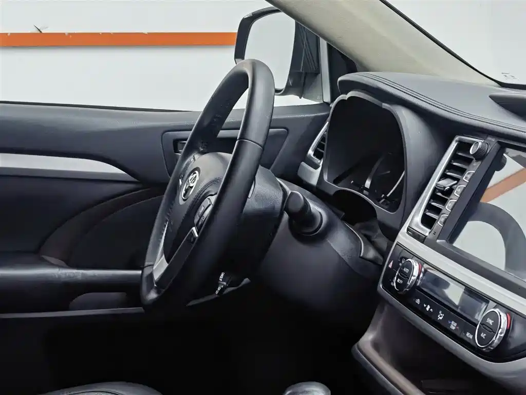 Toyota Highlander 2019 — фото 22