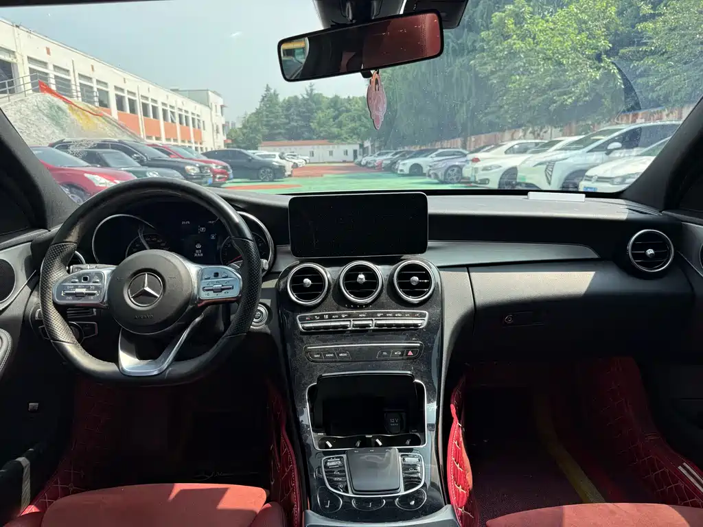 Mercedes-Benz C-Class 2019 — фото 17