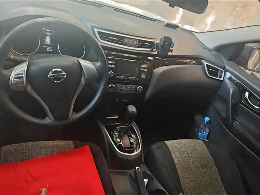 Nissan Qashqai 2016 — фото 12