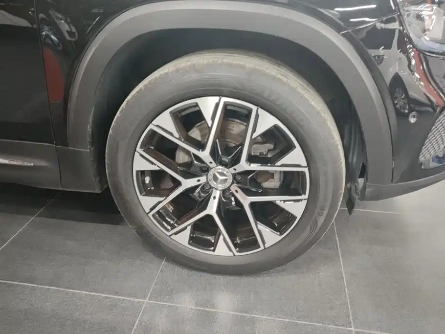 Mercedes-Benz GLB 2021