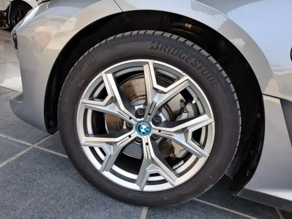 BMW i3 2023 — фото 23