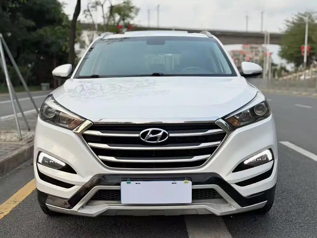 Hyundai Tucson 2018 — фото 2