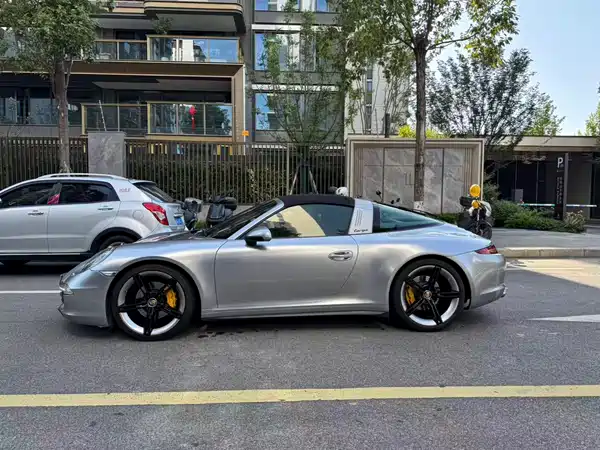 Porsche 911 2015