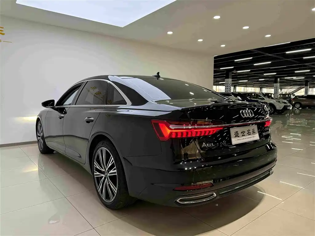 Audi A6L 2022 — фото 19