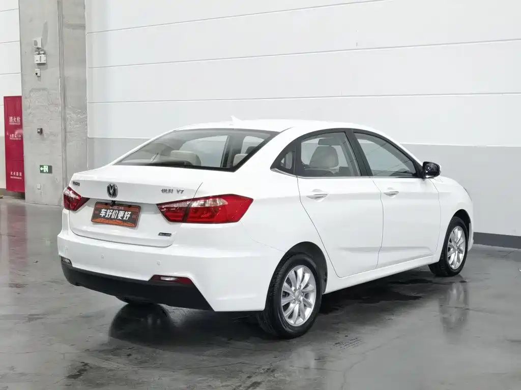Changan Yuexiang V7 2017 — фото 2