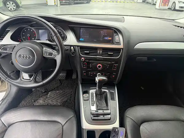 Audi A4L 2014