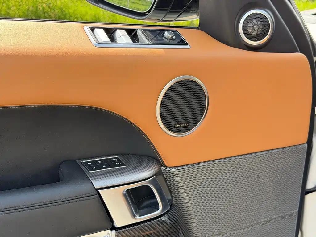 Land Rover Range Rover Sport 2018 — фото 13