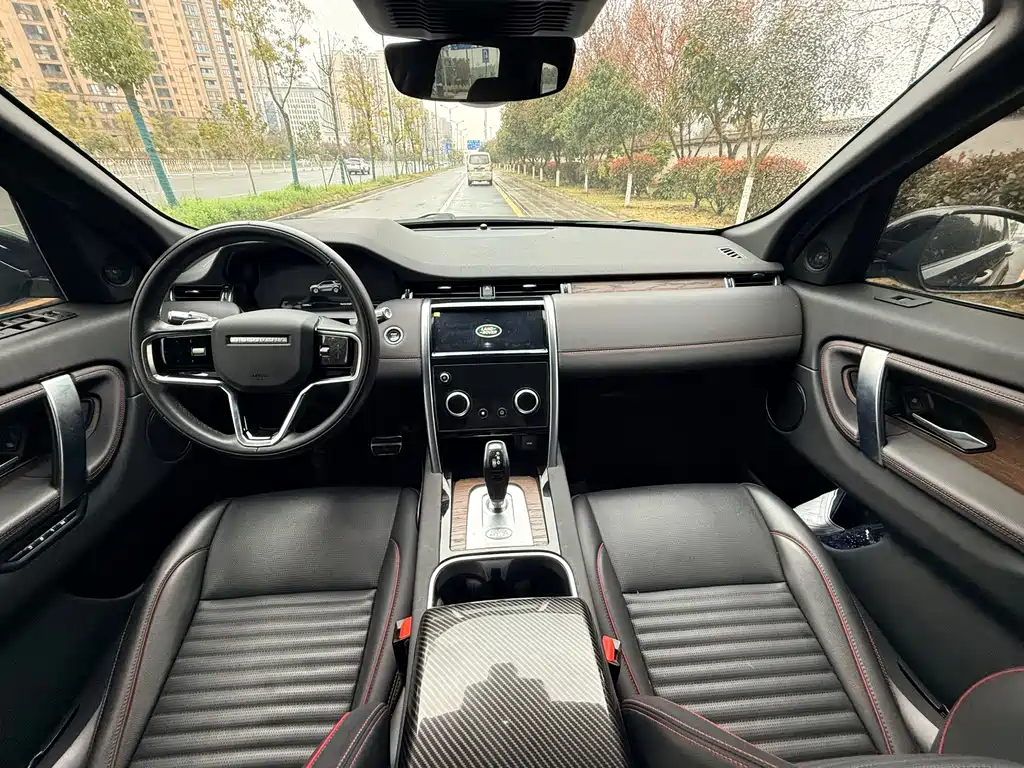 Land Rover Discovery Sport 2022 — фото 12
