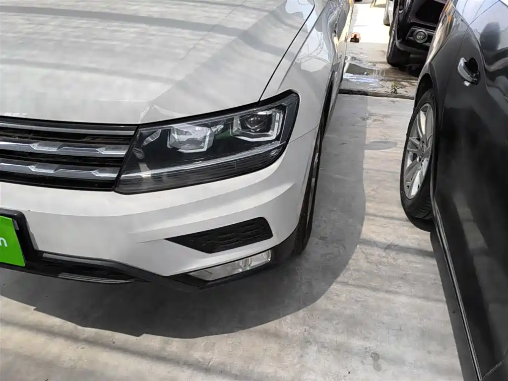 Volkswagen Tiguan L 2018 — фото 18