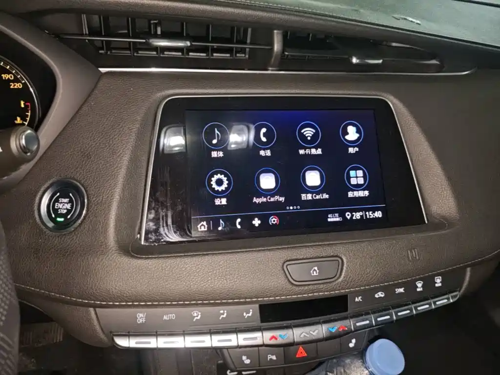 Cadillac XT4 2020 — фото 20