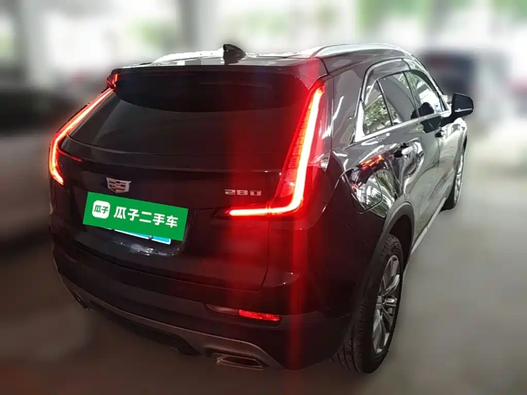 Cadillac XT4 2020 — фото 12