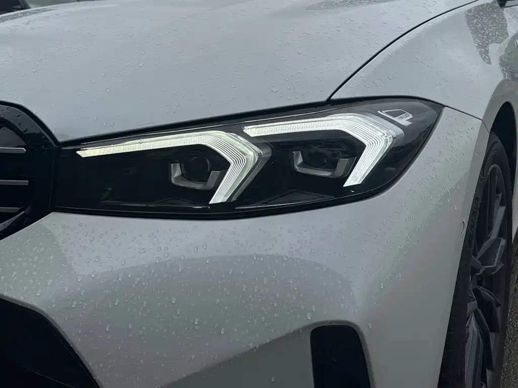 BMW 3 Series 2024