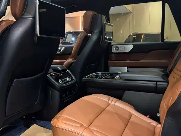 Lincoln Navigator 2018