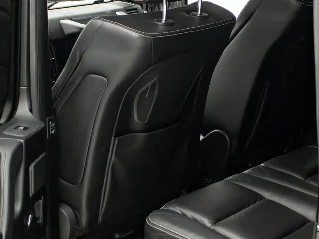 Mercedes-Benz G-Class AMG 2011 — фото 16