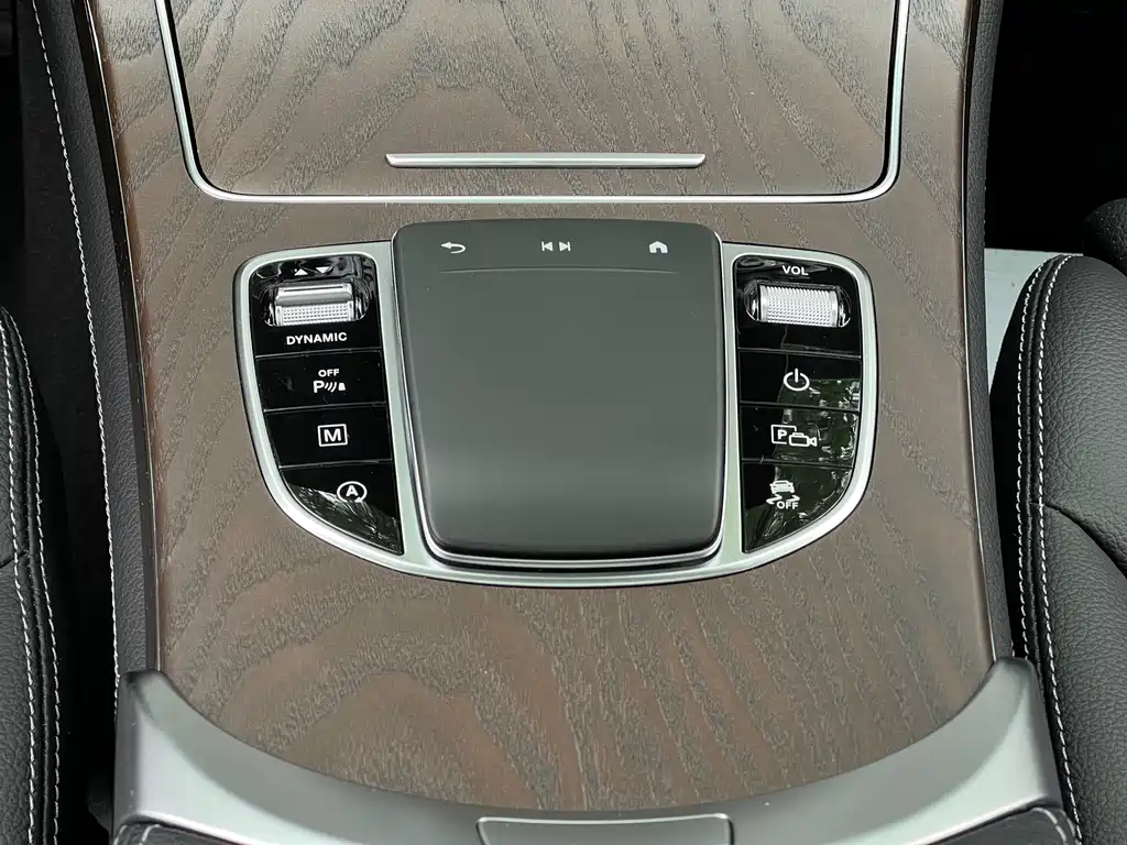 Mercedes-Benz GLC 2020 — фото 18