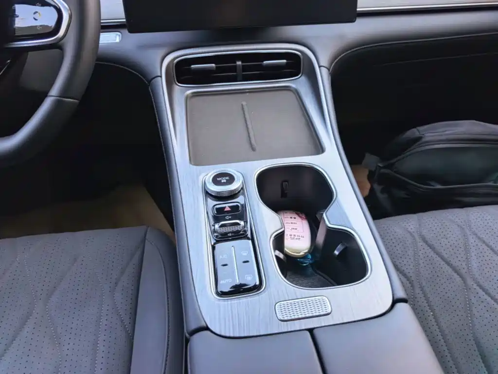 Chery Tiggo 8 PLUS 2025 — фото 14