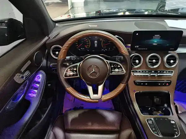 Mercedes-Benz GLC 2022