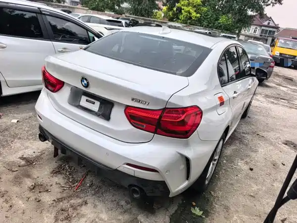 BMW 1 Series 2021