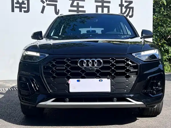Audi Q5L 2025