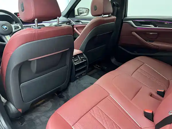 BMW 5 Series 2022