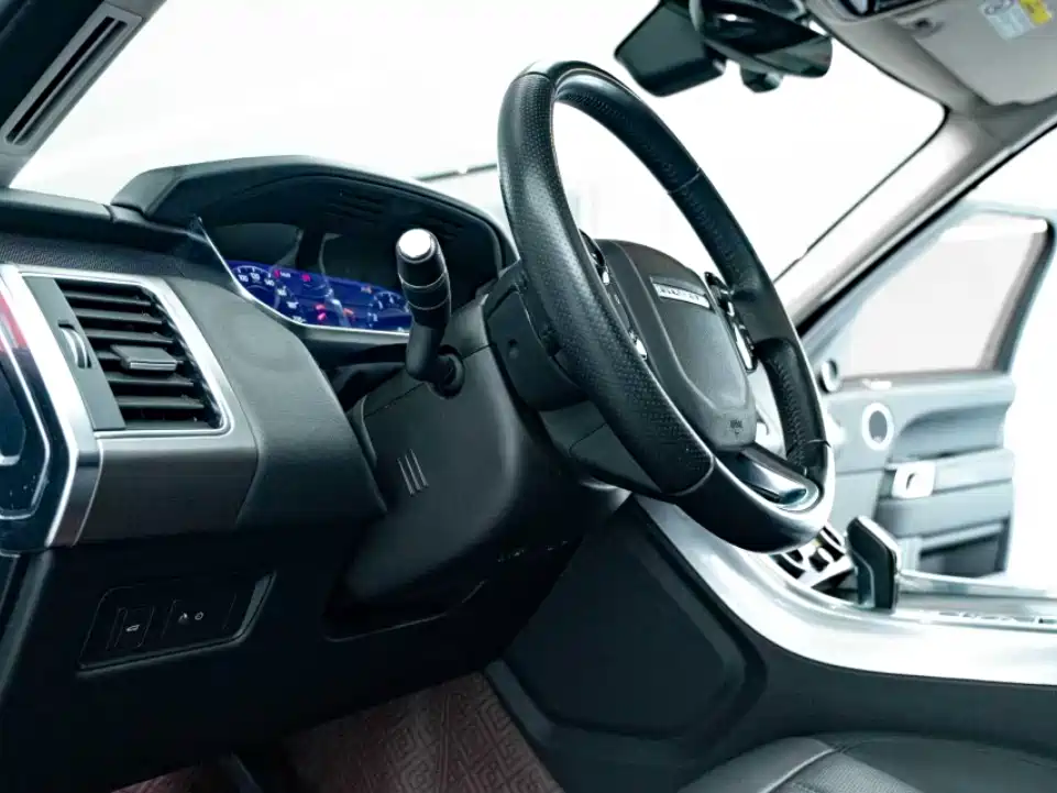 Land Rover Sport 2021 — фото 9