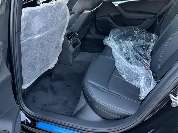 Audi A6L 2025