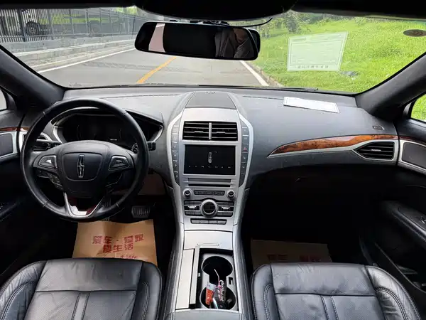 Lincoln MKZ 2017