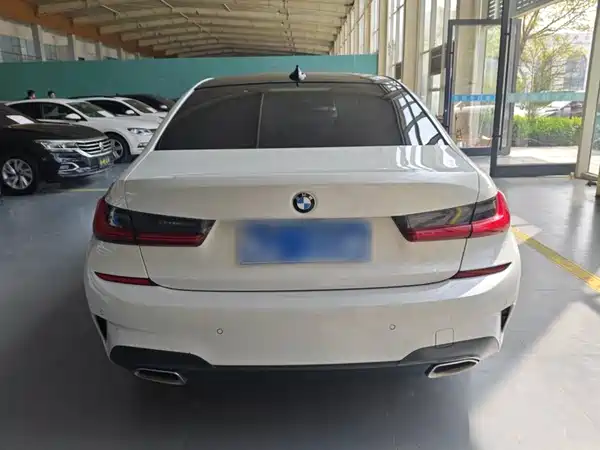 BMW 3 Series 2021