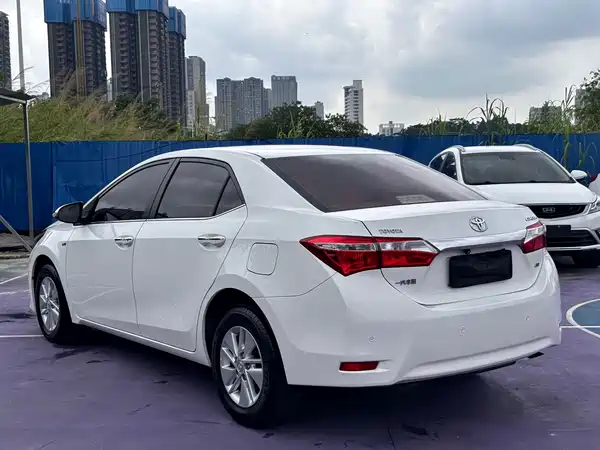 Toyota Corolla 2015