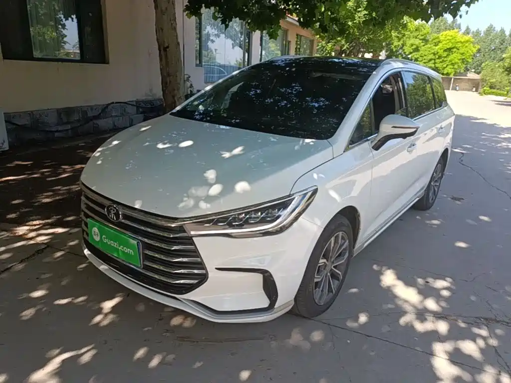 BYD MAX 2021 — фото 1