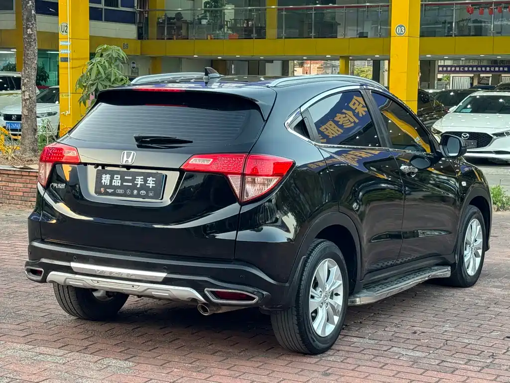 Honda Vezel 2015 — фото 16
