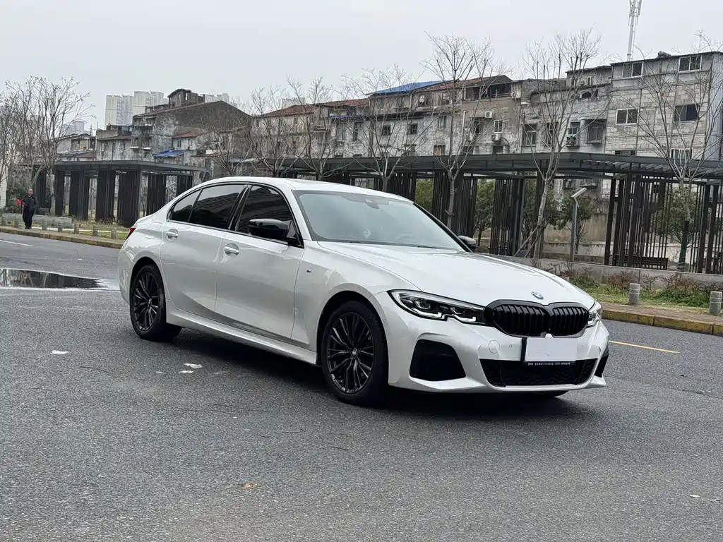 BMW 3 Series 2022