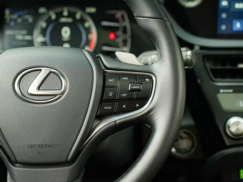 Lexus ES 2024 — фото 20