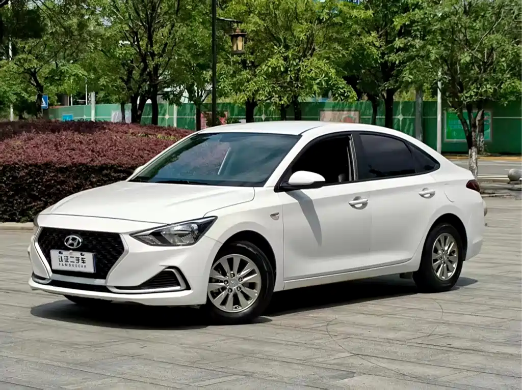 Hyundai Elantra 2021