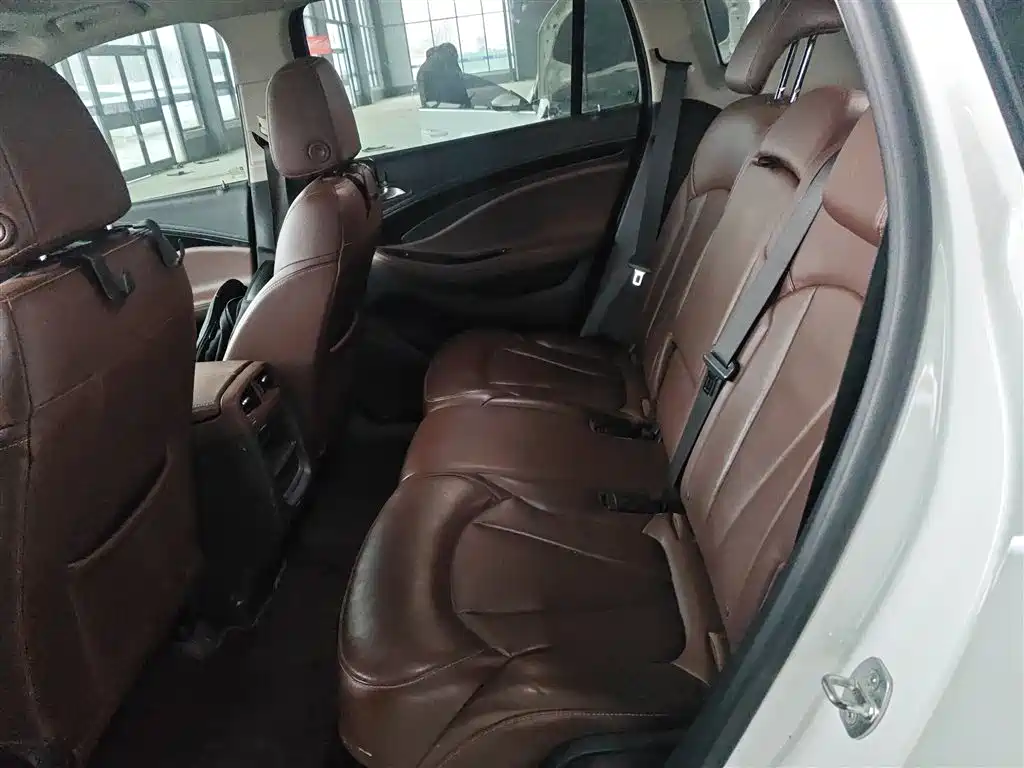 Buick Envision Plus 2021 — фото 17