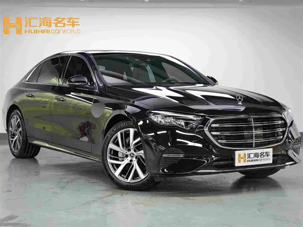 Mercedes-Benz E-Class 2025 — фото 3