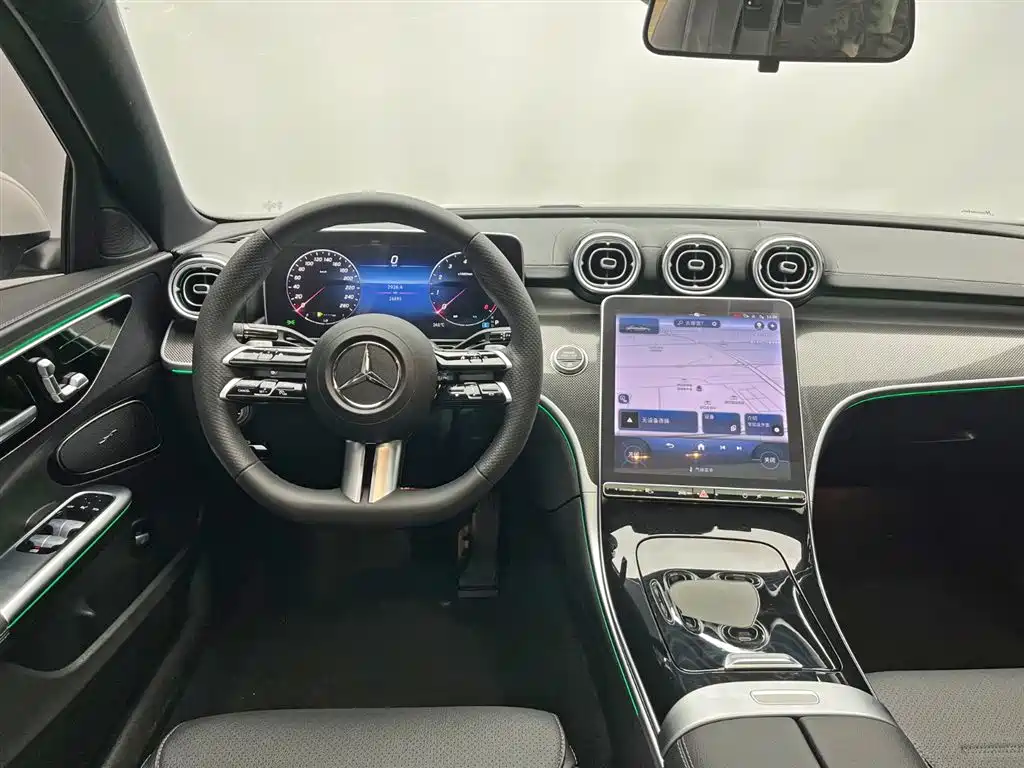 Mercedes-Benz C-Class 2023 — фото 20