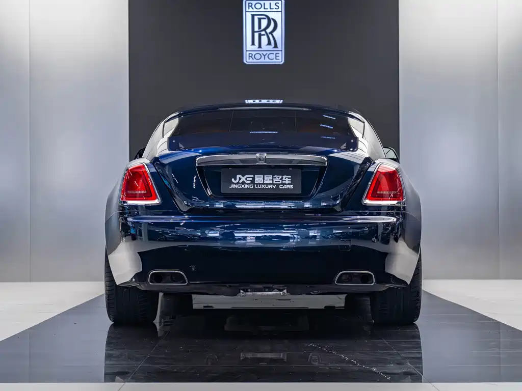 Rolls-Royce Phantom 2020 — фото 14
