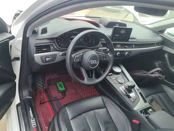 Audi A4L 2019