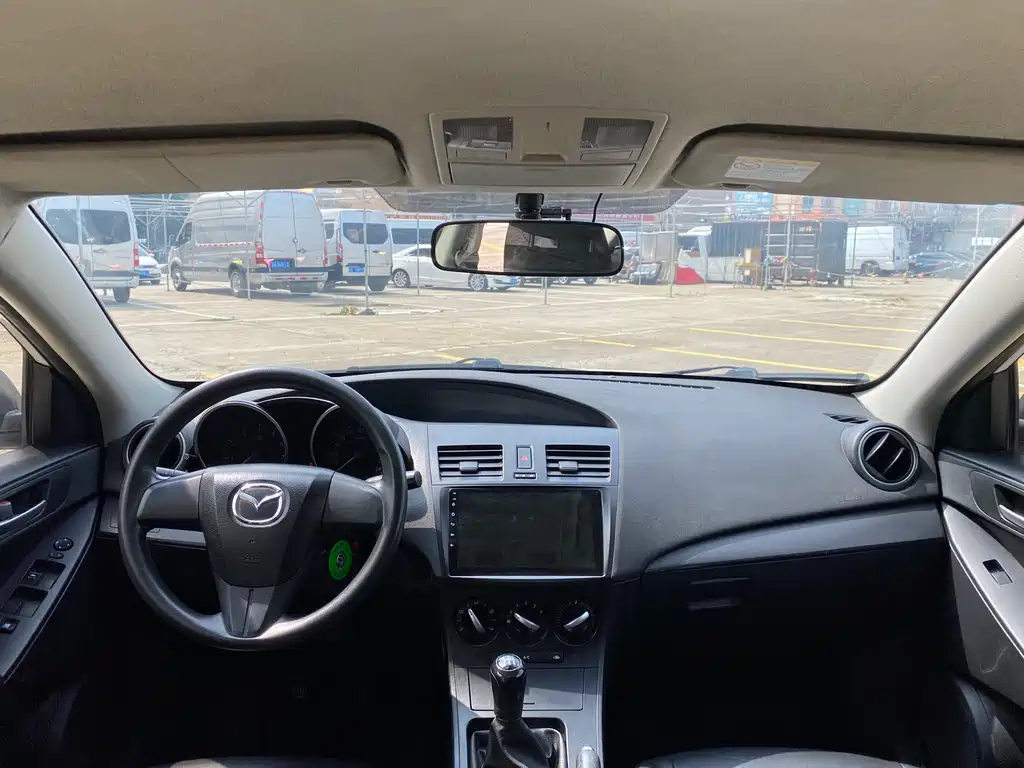 Mazda 3 Xingcheng 2014 — фото 10